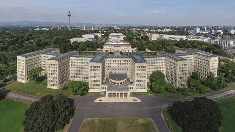 Johann Wolfgang Goethe-Universität Frankfurt